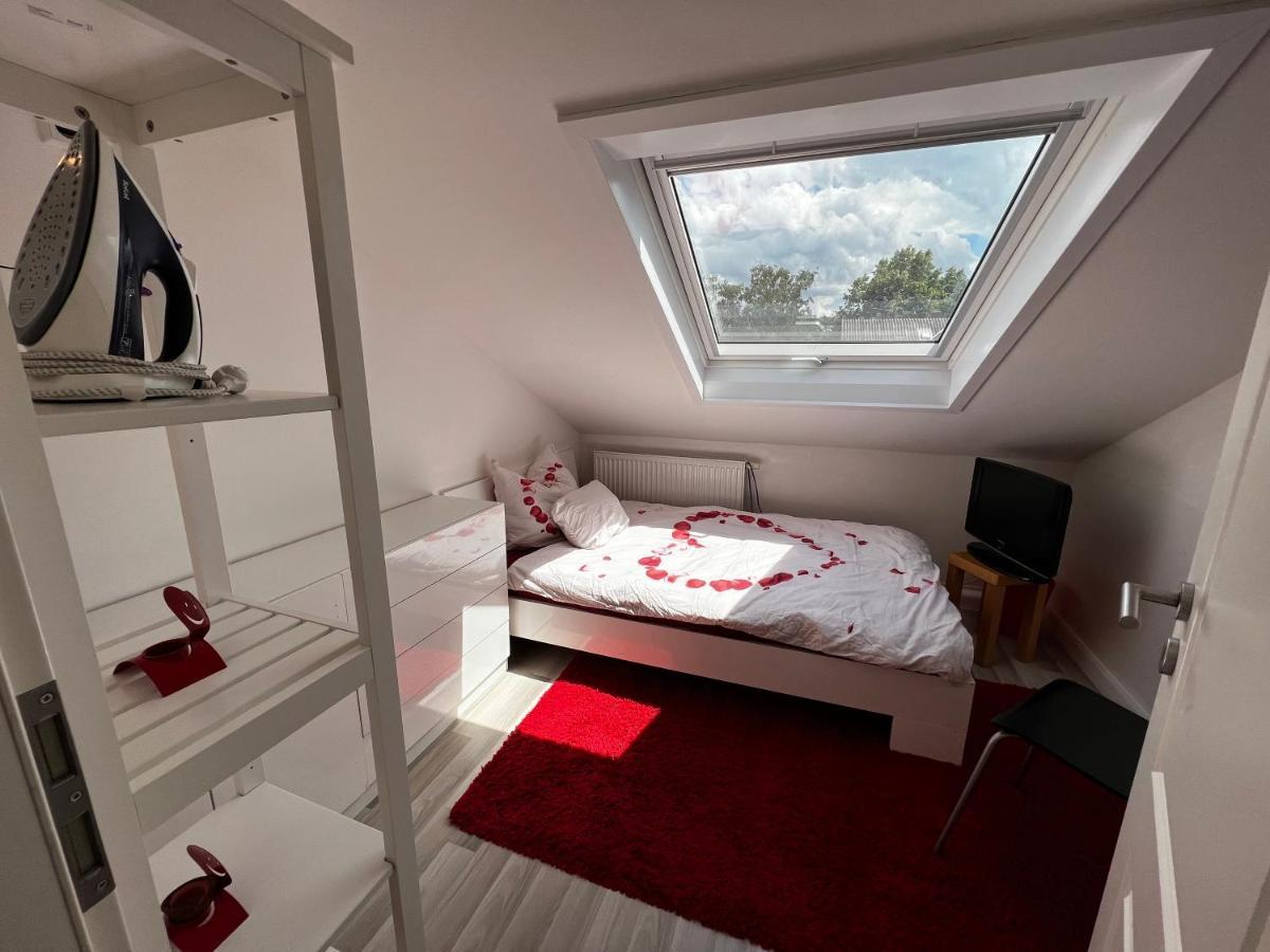 Ferienwohnung Schlueter Nußloch エクステリア 写真