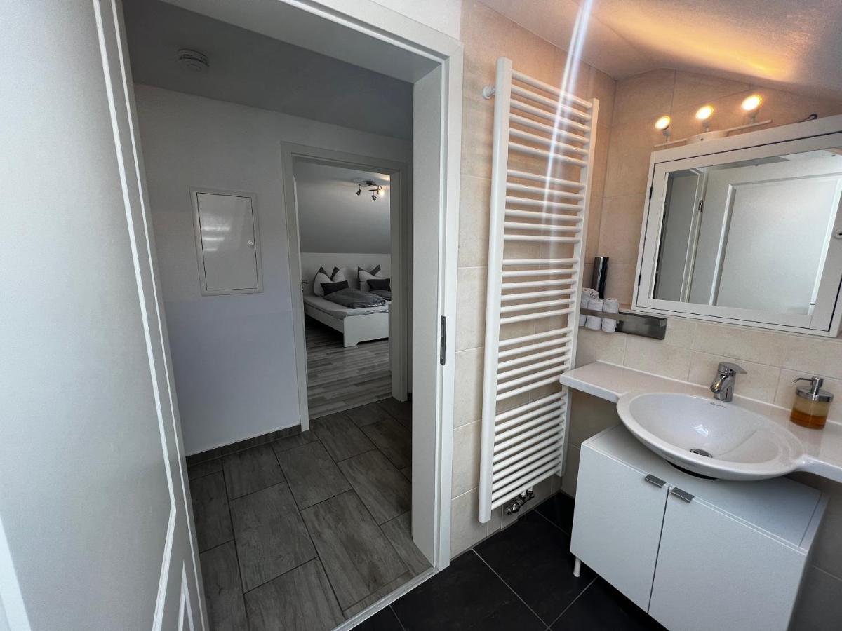 Ferienwohnung Schlueter Nußloch エクステリア 写真